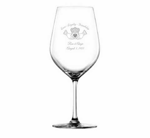 Claddagh wine glass