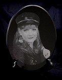 laser etched portrait marble oval